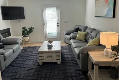 Image de Home away from Home