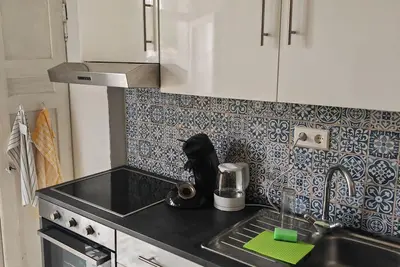 Image de Location-Appartement-Salle de bain privée séparée-Balcon-Egl