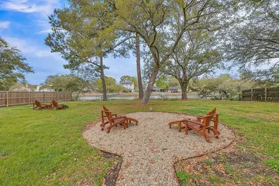 Image de Waterfront Oasis w/Ocean Access\nMinutes from Folly Beach and Downtown