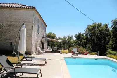 Image de La Boissière – Havre de Paix en Pierre Blanche avec Piscine et Climatisation