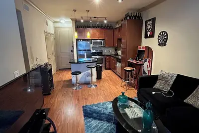 Image de Comfortable 1bd Near Galleria With Great pool View