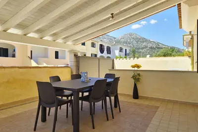 Image de [Casalinda]Appartement à Orosei avec véranda