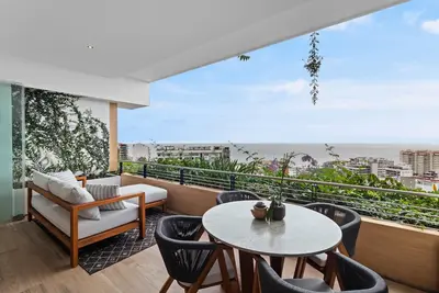 Image de Can't beat this view! SohoPV 1006!