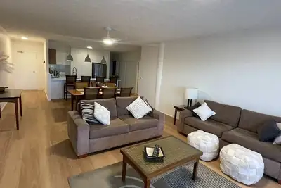 Image de Three Bedroom Oceanfront on Marine Parade