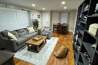 Midtown hideaway 2