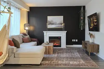 Image de Spacious 2800 sqft home, 18 mins to the falls & wineries. Perfect for families!