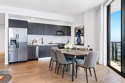 Image de Proximity at its Best! 3-Bedrooms w/ Full Kitchen, Pet-friendly, Onsite Pool