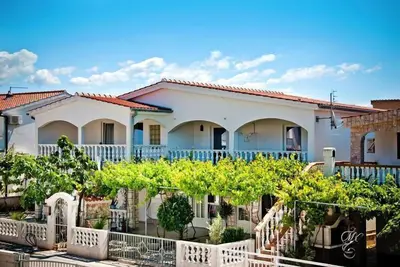 Appartement sur Vir près de plage