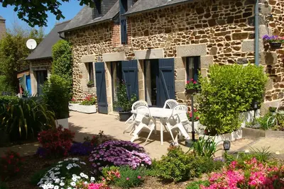 Image de \"Les Volets Bleus\"