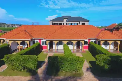 Image de \nLucian Cottages: 2 bedroom peaceful retreat in Munyonyo