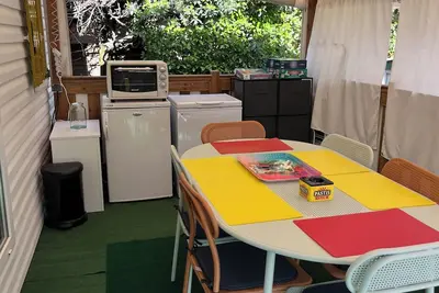 Image de Chouette mobile home à deux pas du Grau du Roi tout confort. Animaux acceptés