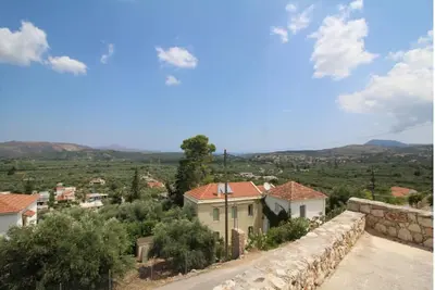 Image de Jolie maison traditionnelle  avec une grande piscine pour 2/4