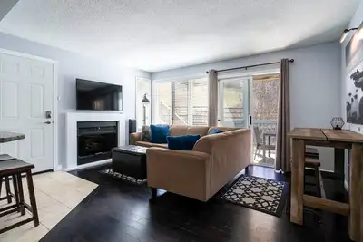 Image de Blue Escape | Ski-In-Out, Hot Tub & Shuttle