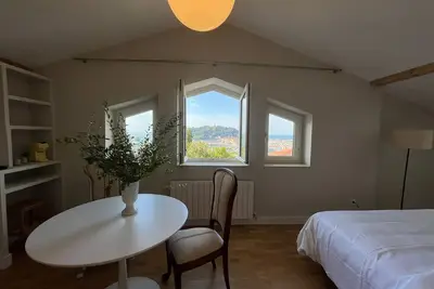Image de Classical summer villa in San Sebastian, splendid views of the sea and the city