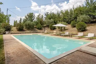 Image de Casale Etrusco: Piscina e Campagna