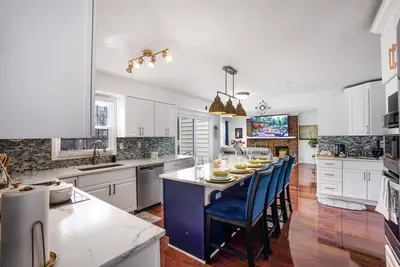 Image de Modern Oasis Near Washington Dc