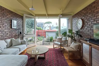 Image de King William Terrace Classic Fitzroy Style