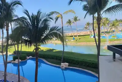 Image de Mayan Vidanta two-bedroom beachfront apartment