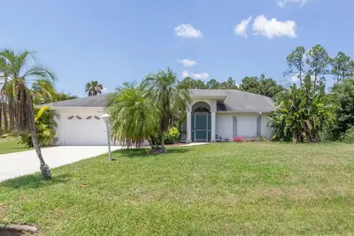 Image de Villa Paula: Cozy 2-Suite Pool Home with Spacious Lanai and Private Backyard.