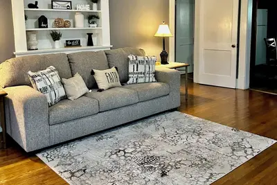 Image de Cozy 2-bedroom bungalow with WiFi, Ac in adorable Anniston