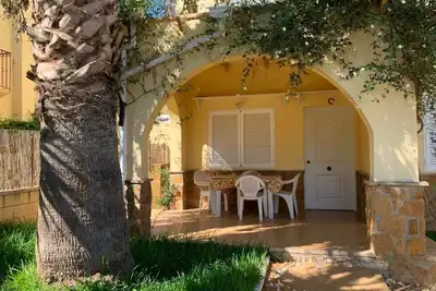 Image de Townhouse 5 Minutes From The Beach