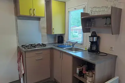 Image de Mobile home dans un camping familial \nAnimaux de compagnie acceptés.