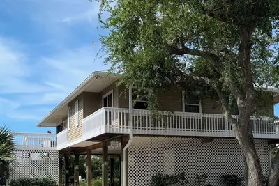 Image de Palm Island/Don Pedro 3/2 Island Escape Close to Beach with a Dock