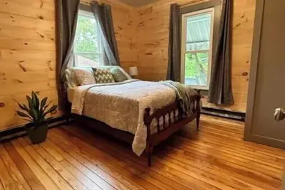 Image de Beautifully Renovated House near Downtown