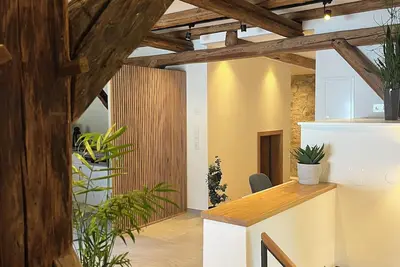 Image de Romantisches Scheunen-loft mit Moderner Architektur in Historischer Altstadt