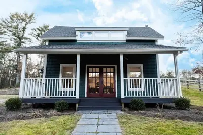 Image de Adored Gatherings w/ Cozy Patio + Majestic Horses