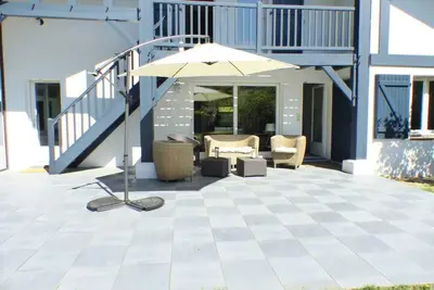 Image de Capbreton. Villa landaise avec jardin pour 8 personnes. Wifi gratuit.