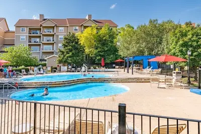 Image de Club Wyndham Branson at the Falls, Missouri, 2 Bedroom Lockoff