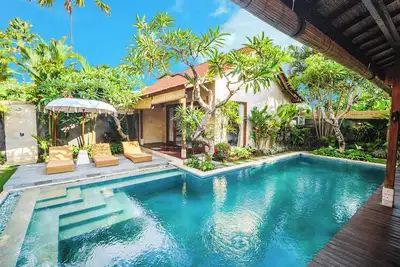 Image de 3 Bedroom Villa 2 minutes walk to Berawa Beach