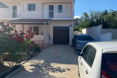 Image de Appartement d'une chambre avec le balcon et la vue sur le mer Preko, Ugljan (A-23327-a)