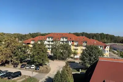 Image de Pool&relax Apartman: Pihenés a Medencénél. Közvetlen Gyógy/élményfürdő Mellett