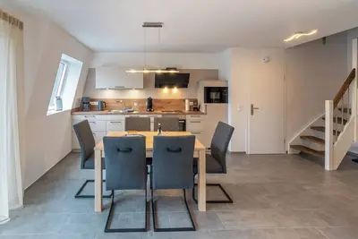 Modern newly built vacation apartment in a central, quiet location from north to 6 pers.