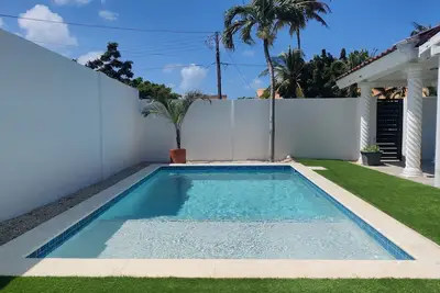 Image de Experience the beauty of Mangel Halto, Aruba, in our charming vacation home!