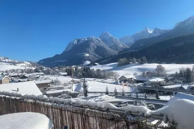 Image de Magnifique appartement à 15 minutes de Gstaad avec ascenseur privé (150m2)