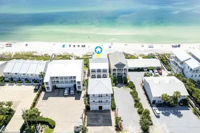Image de Beach Front \"Marlin House\" Custom, Heated Private Pool, 10br, Sleeps 22
