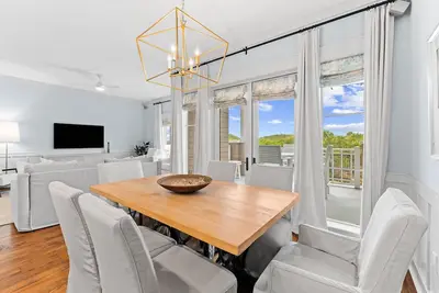 Book Today for Summer! Gated Community with Amenities! 3 Adult Bikes! Minutes to Beach Boardwalk!