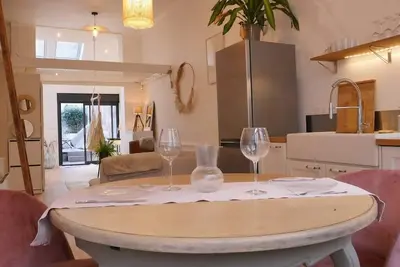 Image de Oparadi \"Le Cocooning\" - Un refuge Paisible et Douillet