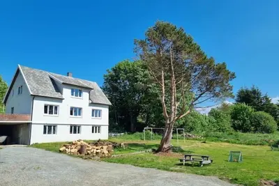 Image de Summer house with 4 bedrooms and sea view