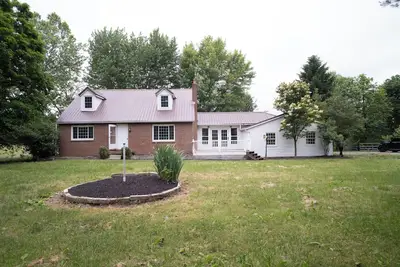 Image de Modern Retreat on Six Acres - Sleeps 13