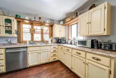 Image de Hidden Gem Falls, The Rainforest Waterfall Retreat with creekside fire pit! ! 🔥