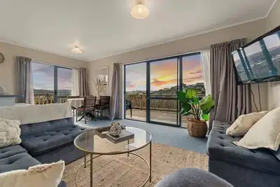 Image de Raglan Beach Retreat - Raglan Holiday Home