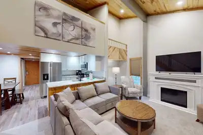 Image de Updated 4br Stemwinder, just steps to slope! by RedAwning