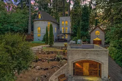 Image de The Ducking Castle and Carriage House