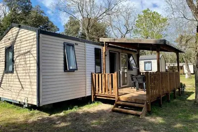 Image de ZEcamping 5* piscine couverte chiens acceptés club enfant locatif Tv