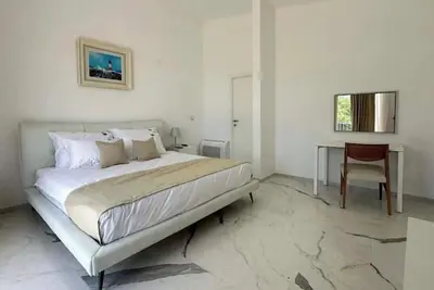Image de Duplex 2-Bedroom Apt in Budva 2