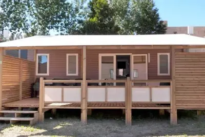 Image de ZEcamping 4* 500m plage espace aquatique toboggans locatif Tv Lv clim